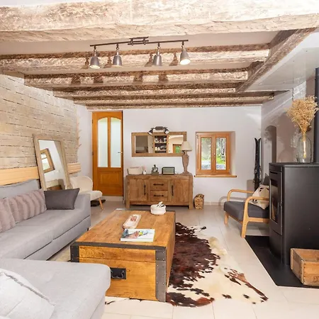 Holiday home L'ecrin De Brevardiere